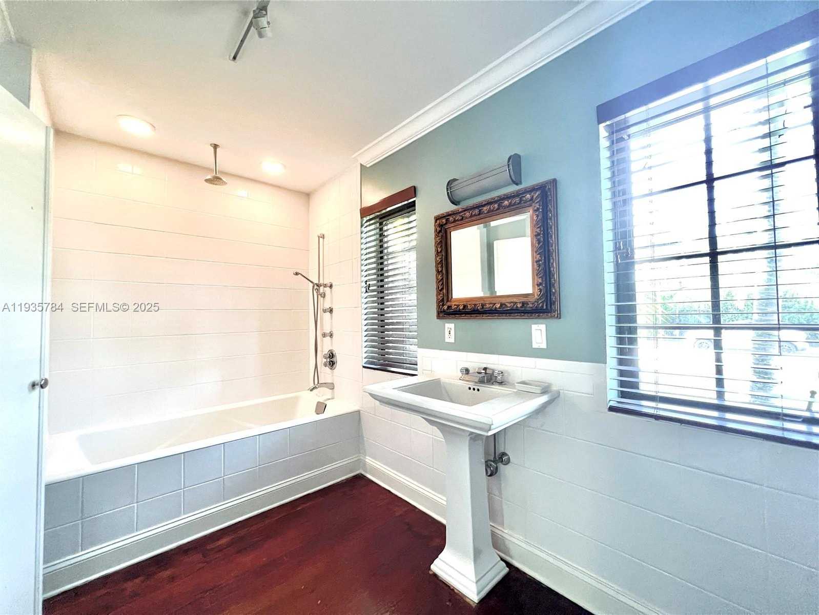 Small Image of 436 28TH ST, West Palm Beach Number 6