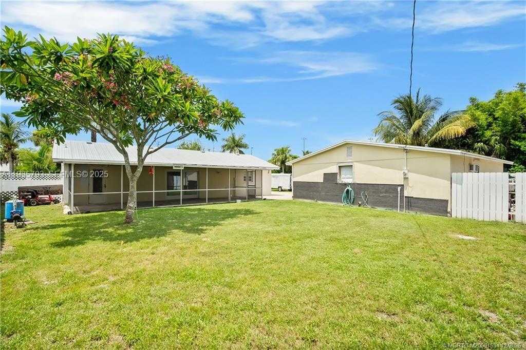 Small Image of 9035 SOUTH EAST ATHENA ST, Hobe Sound Number 9