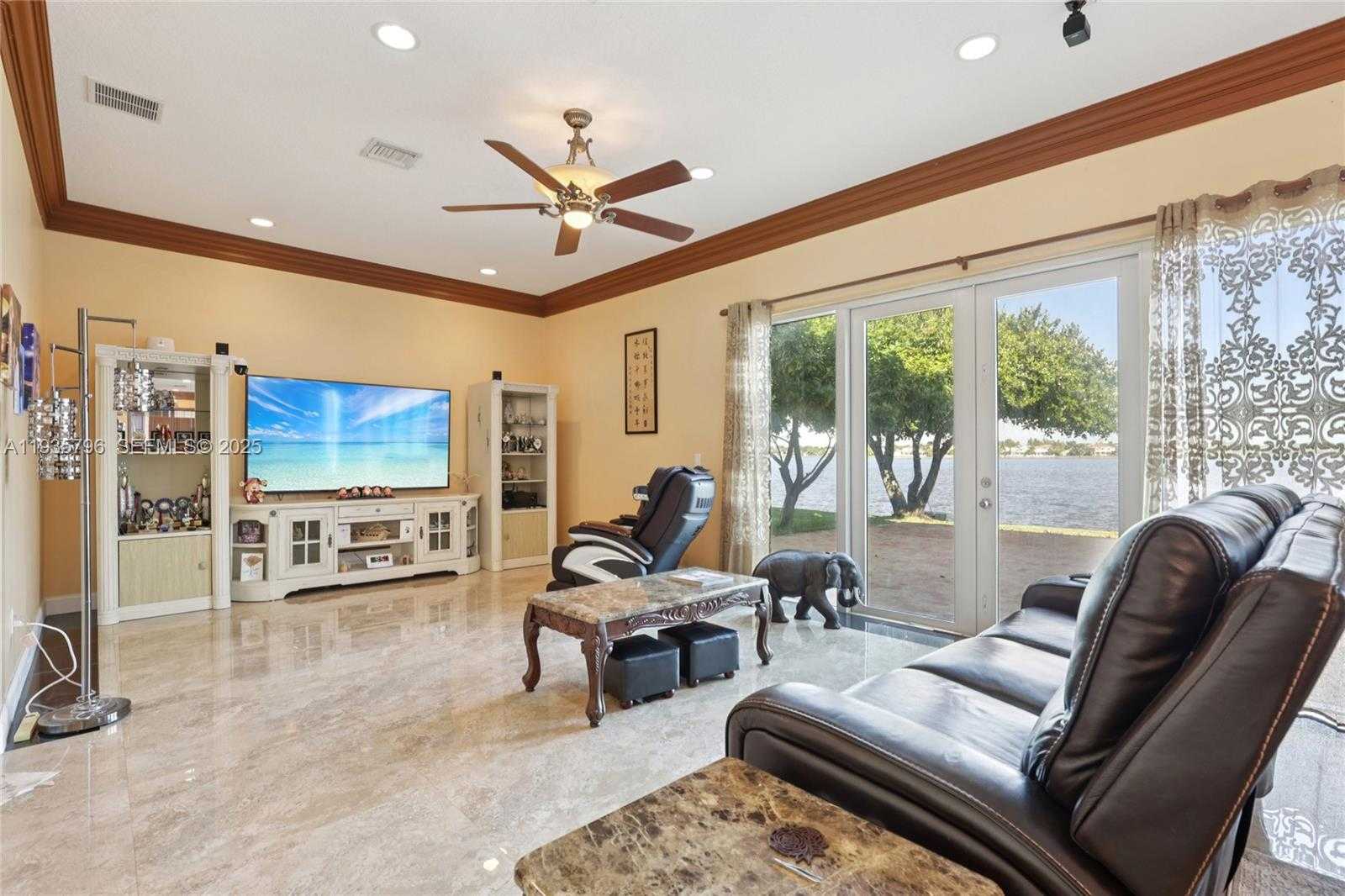 Small Image of 16479 SOUTH WEST 54TH CT, Miramar Number 12