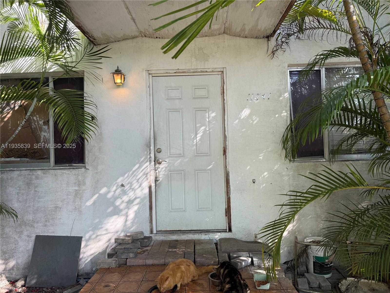 Small Image of 11741 NORTH EAST 13TH AVE, Miami Number 3