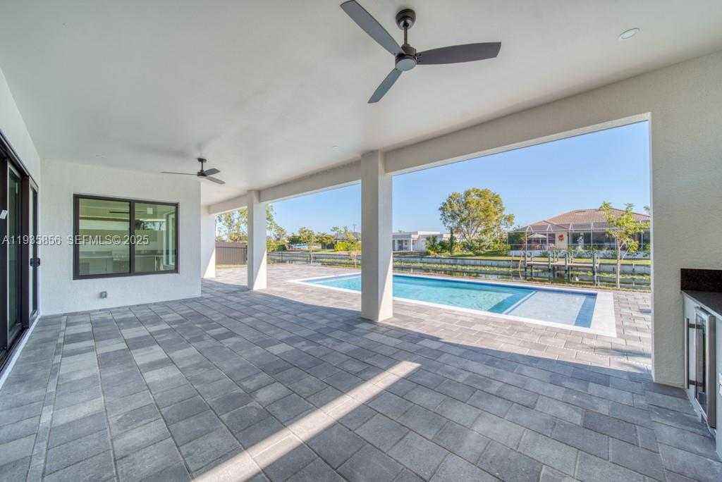 Small Image of 1019 SW 8th Ct, Cape Coral, FL 33991, USA Number 89