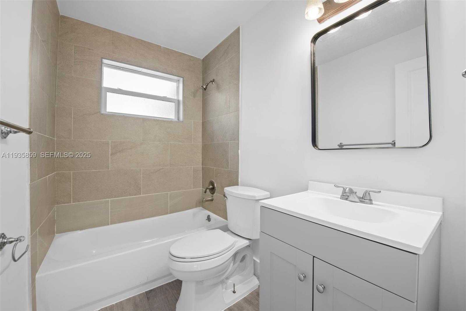 Small Image of 5641 NORTH EAST 8TH AVE, Oakland Park Number 17