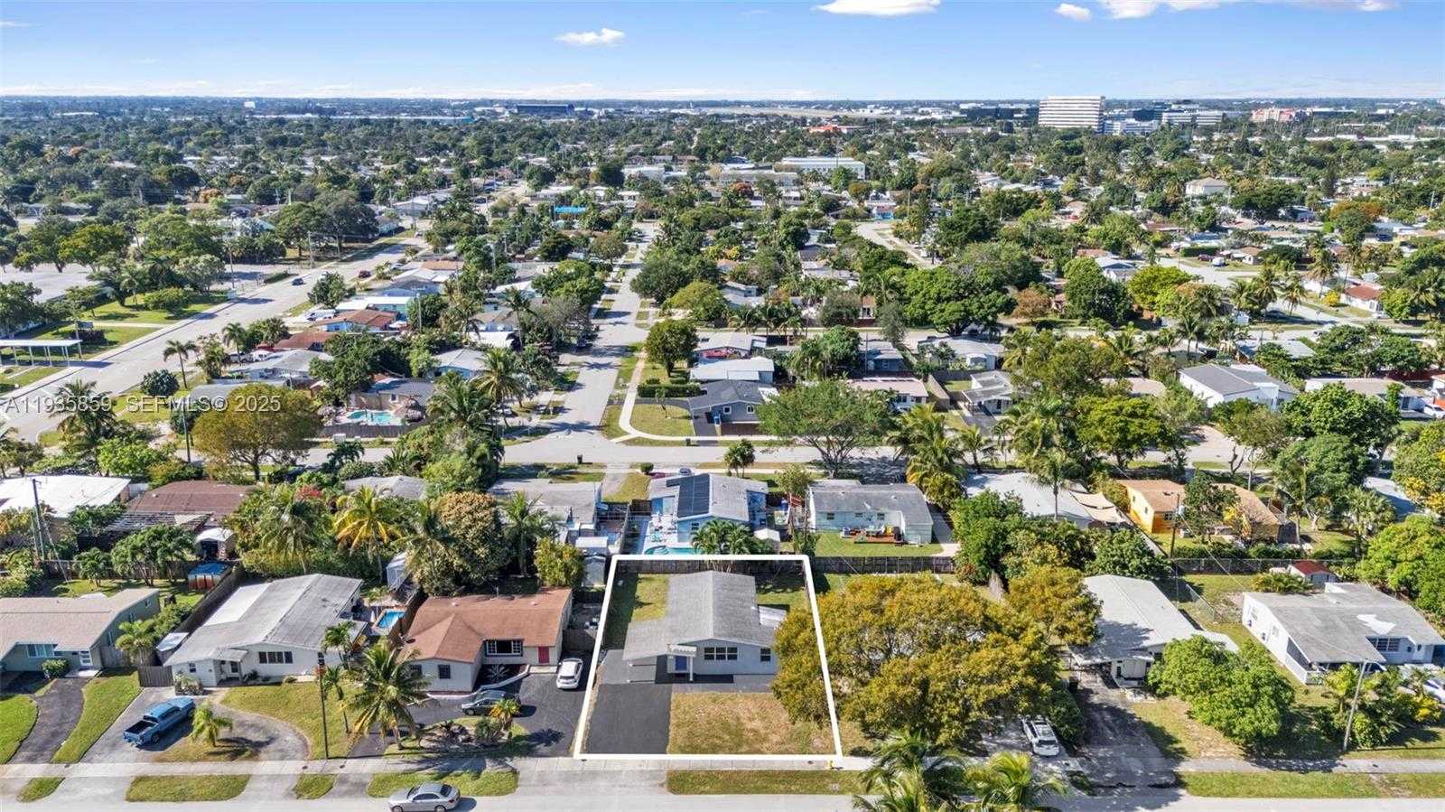 Small Image of 5641 NORTH EAST 8TH AVE, Oakland Park Number 21