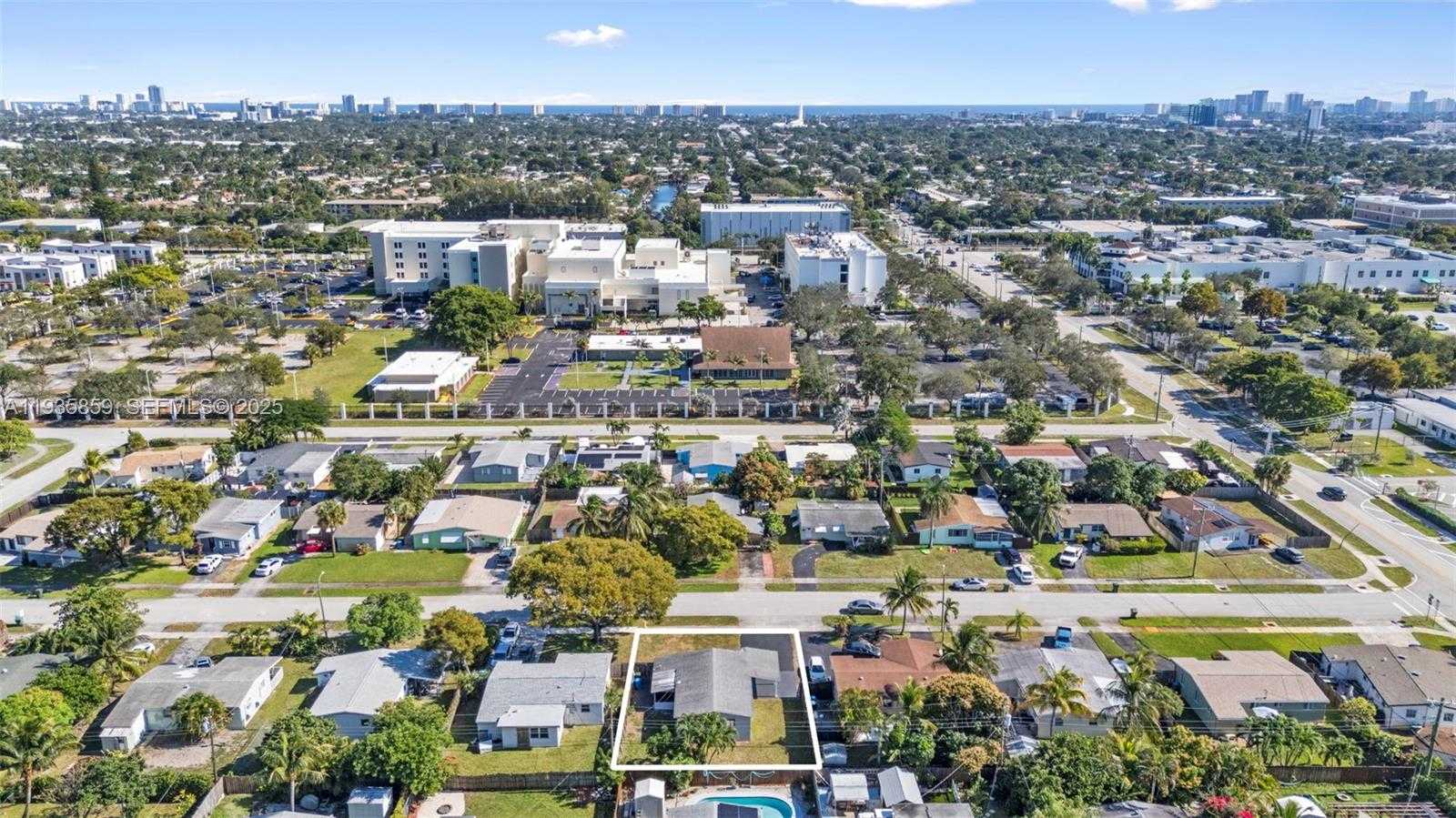 Small Image of 5641 NORTH EAST 8TH AVE, Oakland Park Number 24