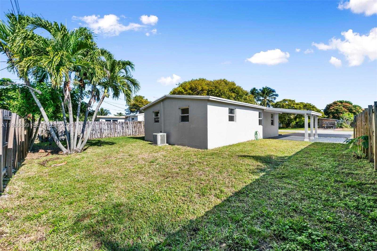 Small Image of 5641 NORTH EAST 8TH AVE, Oakland Park Number 30