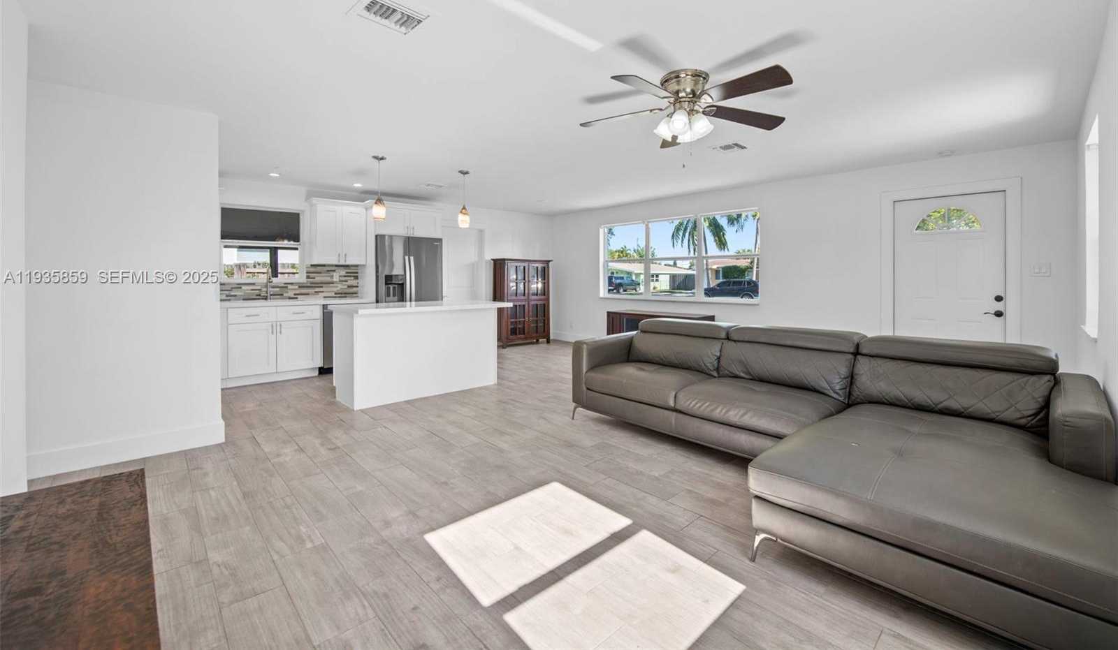 Small Image of 5641 NORTH EAST 8TH AVE, Oakland Park Number 5