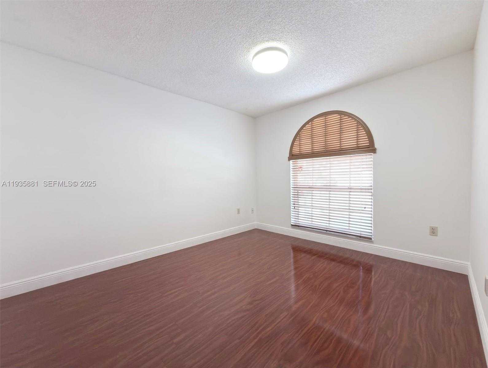 Small Image of 14220 SOUTH WEST 53RD ST, Miami Number 15