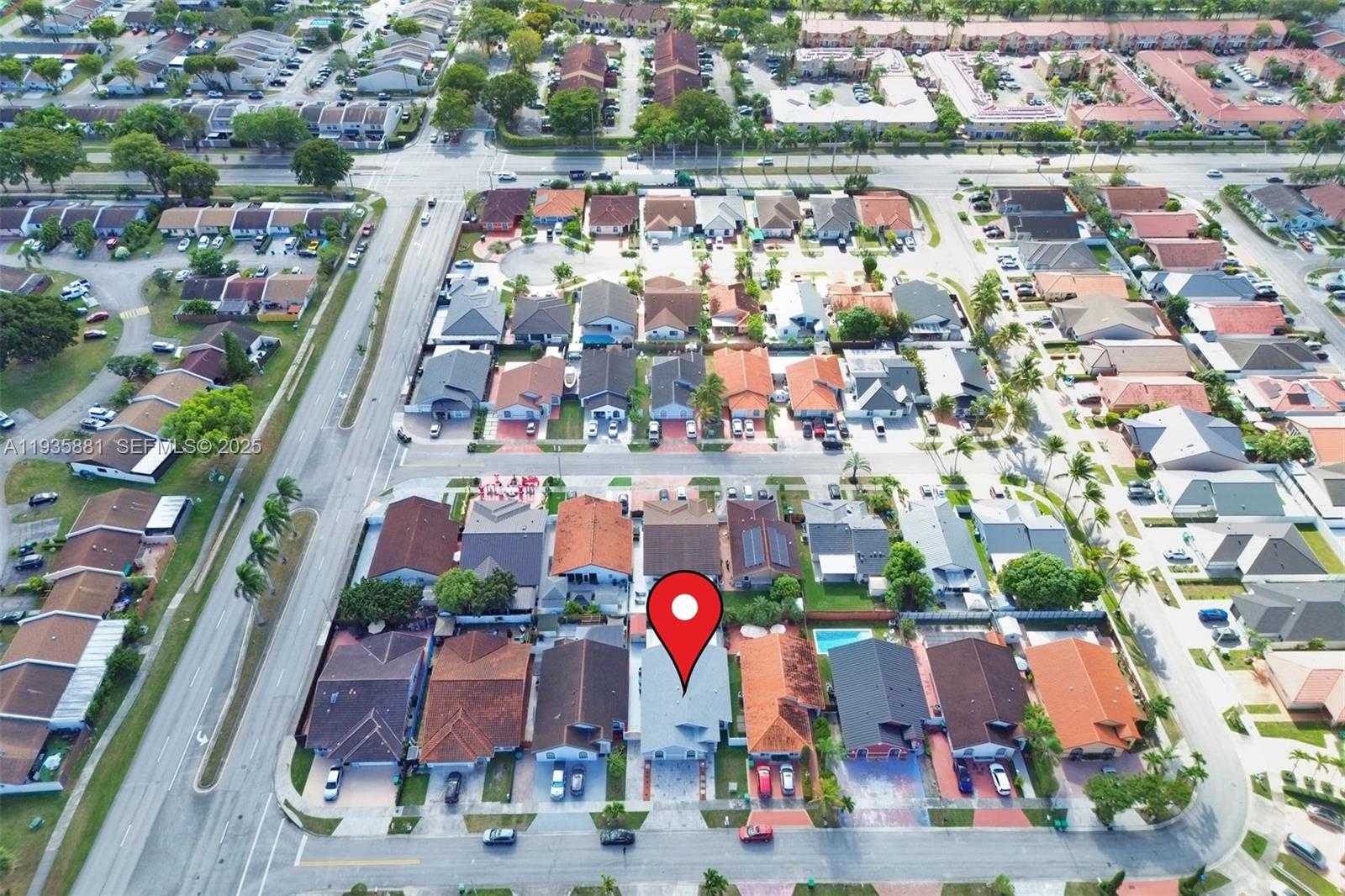 Small Image of 14220 SOUTH WEST 53RD ST, Miami Number 25