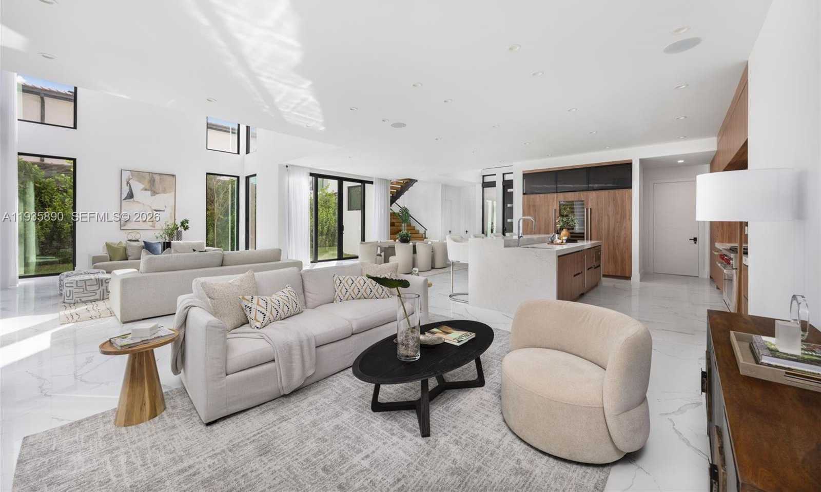 Small Image of South Miami Number 15