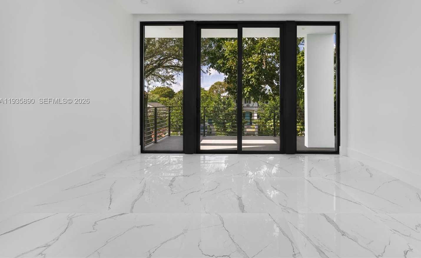 Small Image of South Miami Number 28