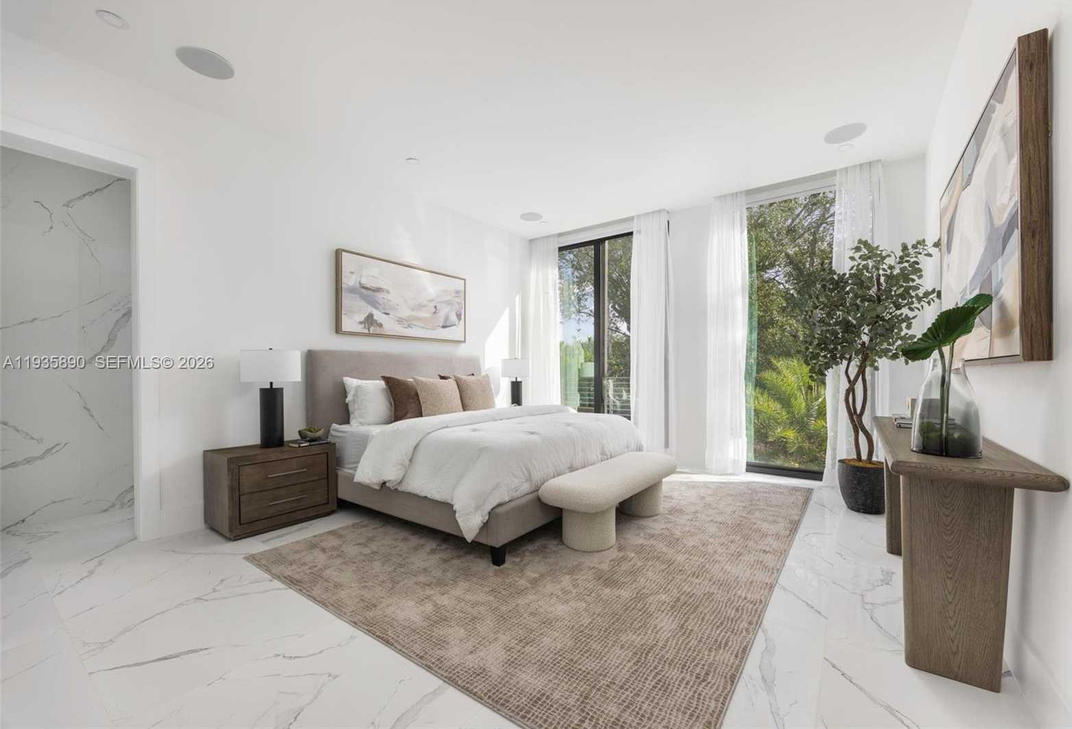 Small Image of South Miami Number 30