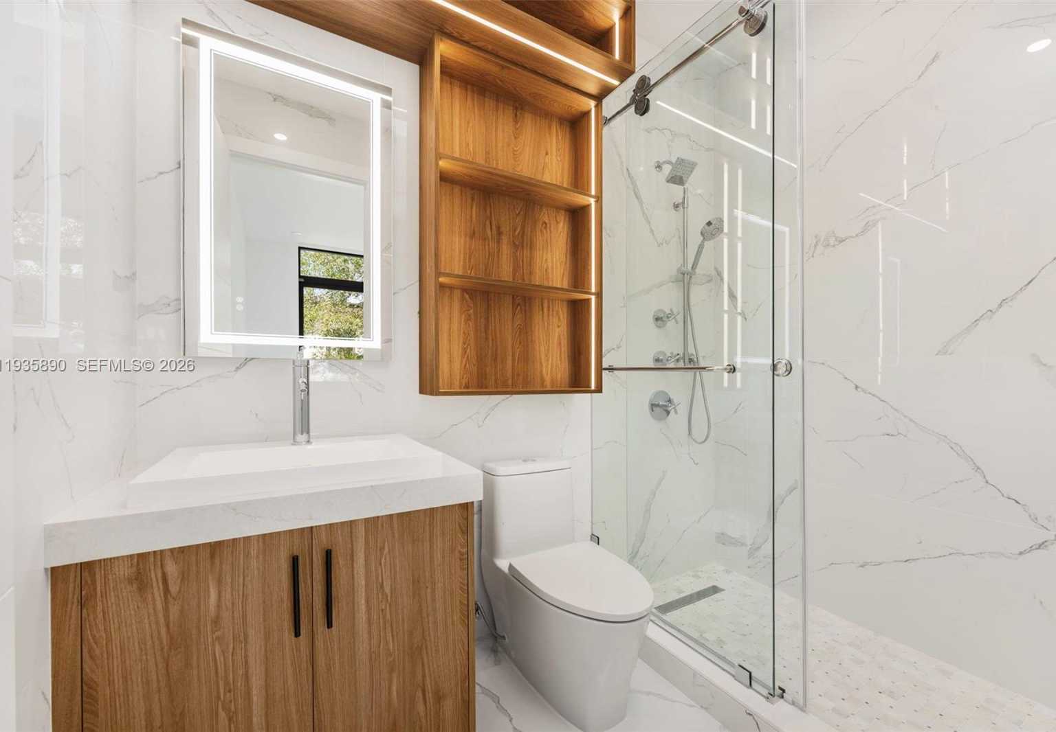 Small Image of South Miami Number 38