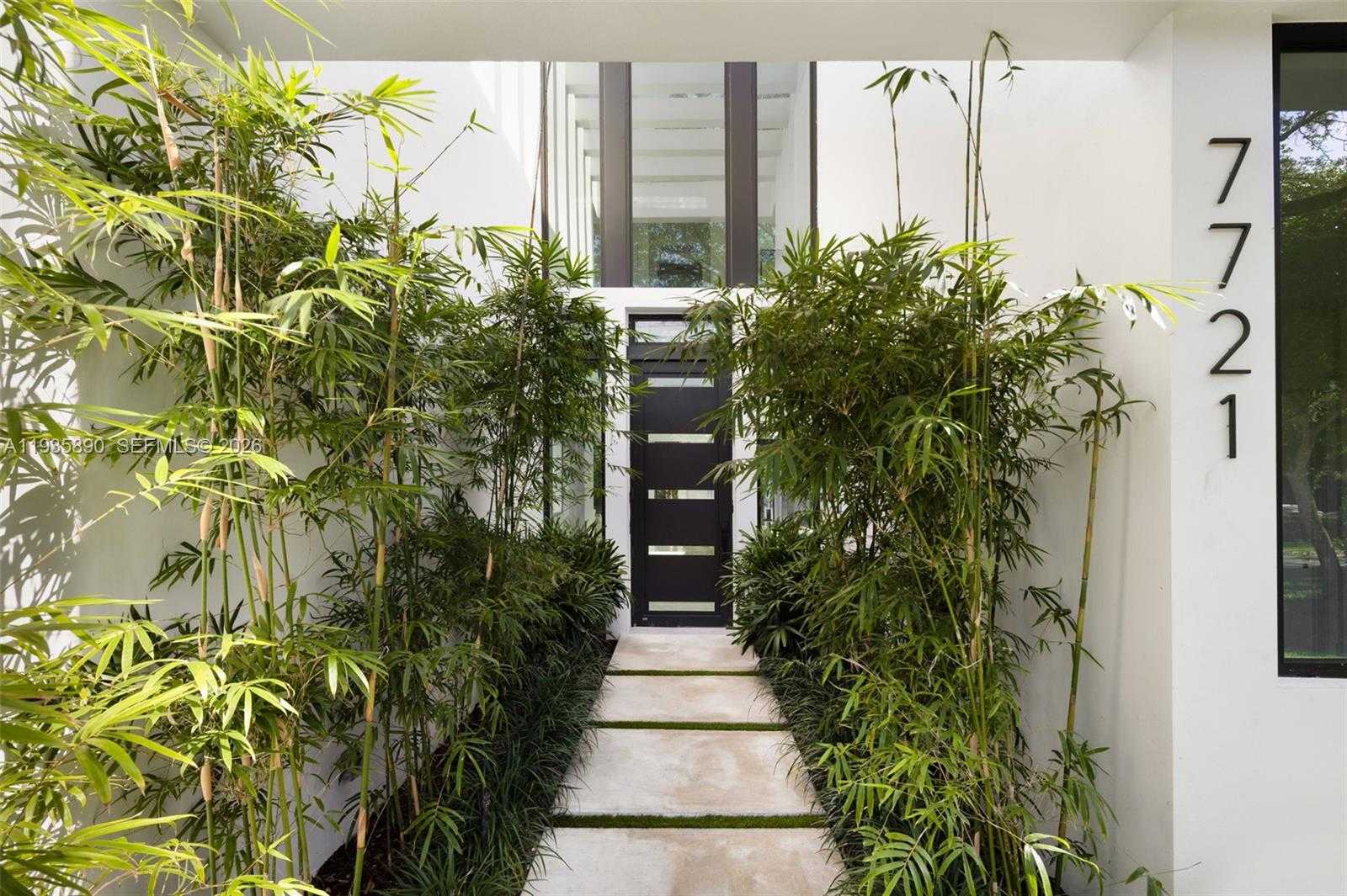 Small Image of South Miami Number 5