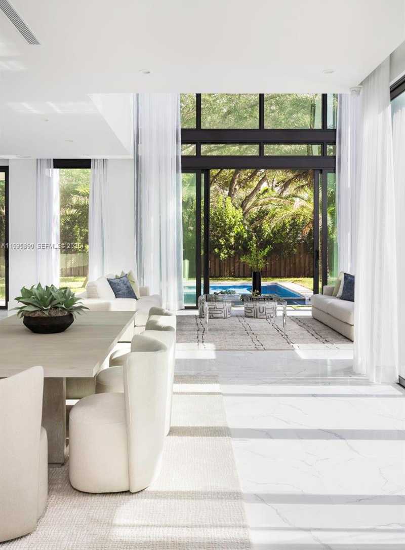 Small Image of South Miami Number 8