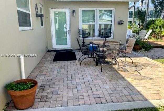 Small Image of 3081 SOUTH WEST 46TH CT, Dania Beach Number 6