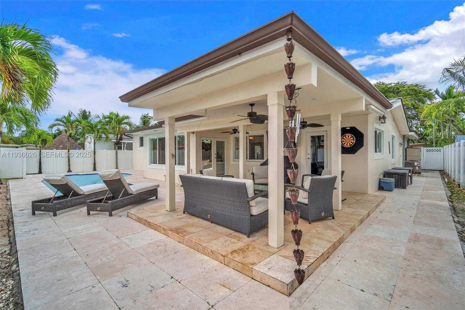 Small Image of 851 BLUEBIRD AVE, Miami Springs Number 33