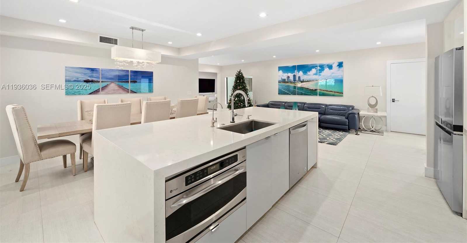 Small Image of 3141 NORTH BAY RD, Miami Beach Number 10