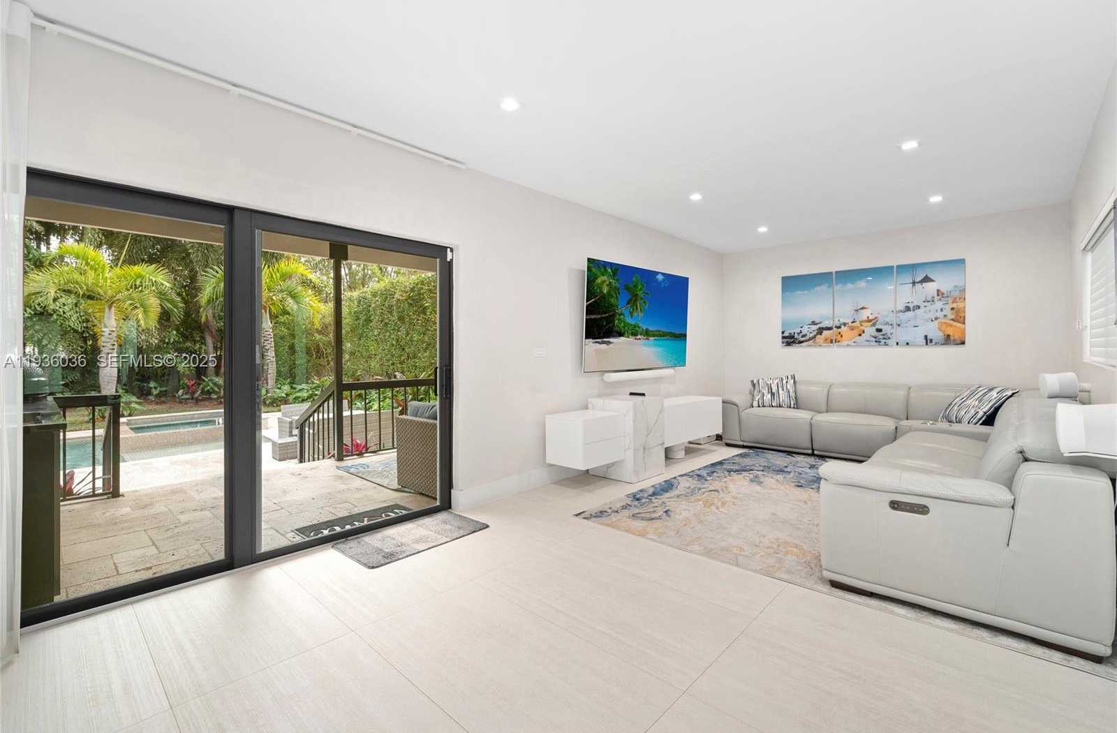 Small Image of 3141 NORTH BAY RD, Miami Beach Number 15