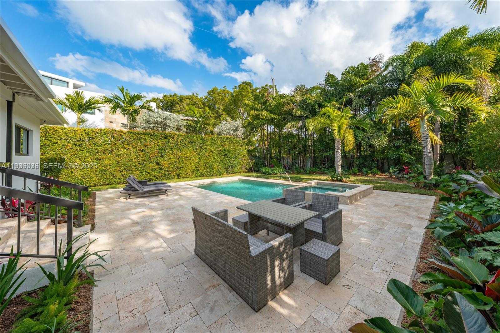 Small Image of 3141 NORTH BAY RD, Miami Beach Number 19