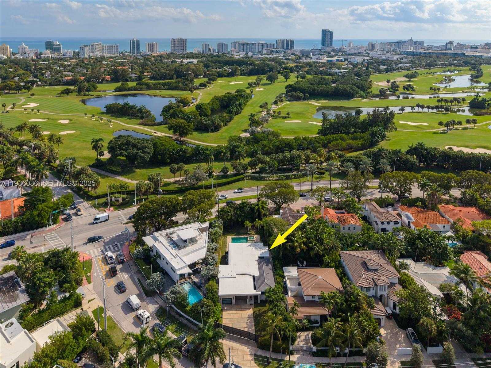 Small Image of 3141 NORTH BAY RD, Miami Beach Number 2