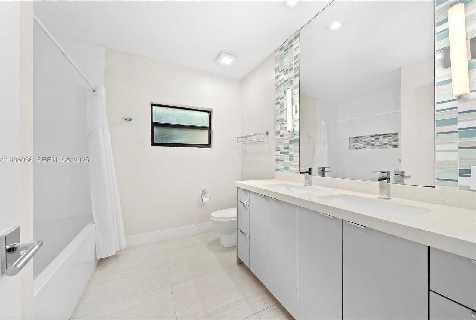 Small Image of 3141 NORTH BAY RD, Miami Beach Number 28