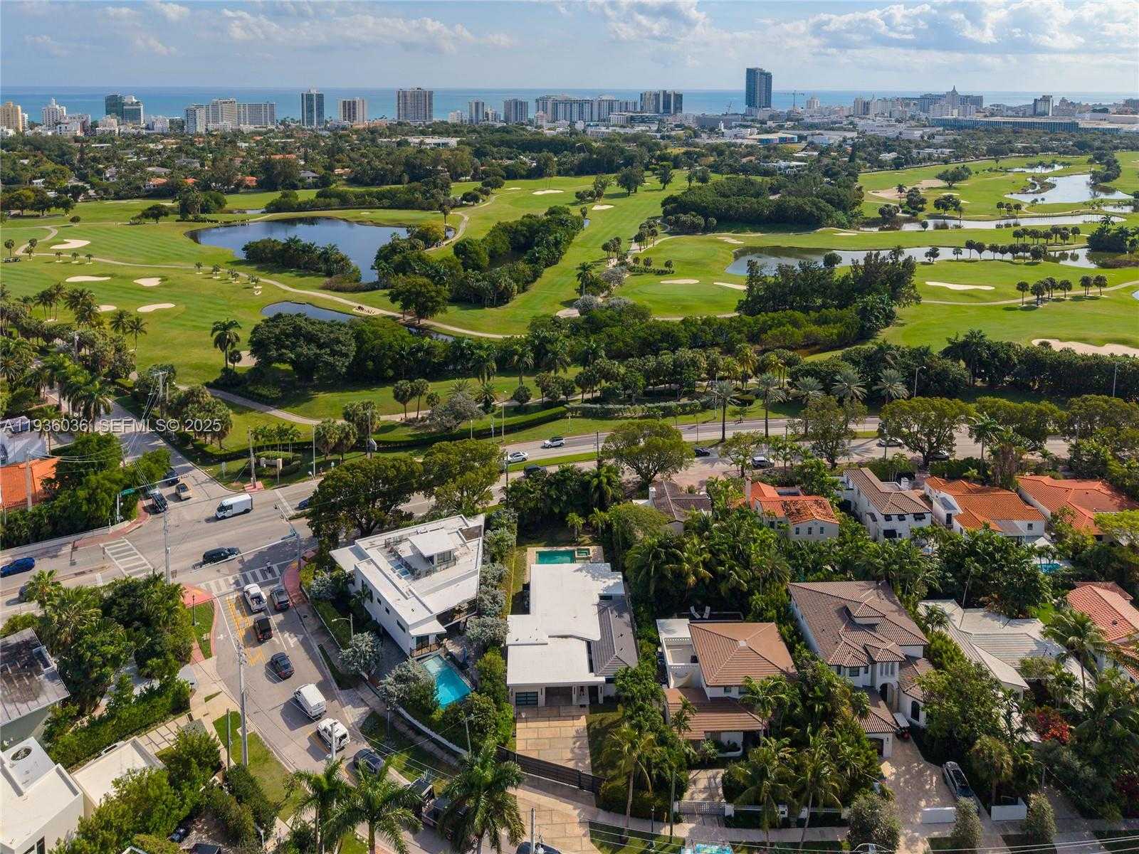 Small Image of 3141 NORTH BAY RD, Miami Beach Number 42