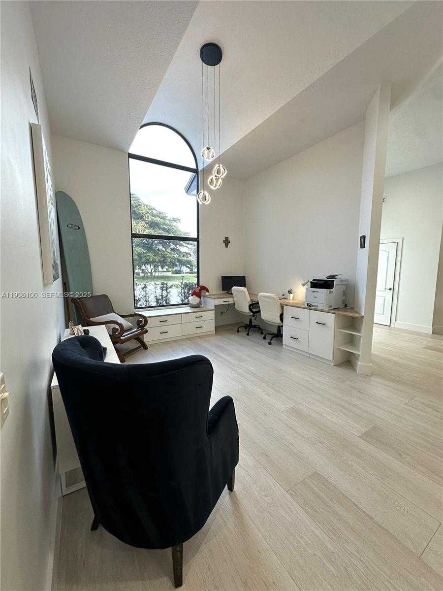 Small Image of 2 ALNWICK RD, Palm Beach Gardens Number 21