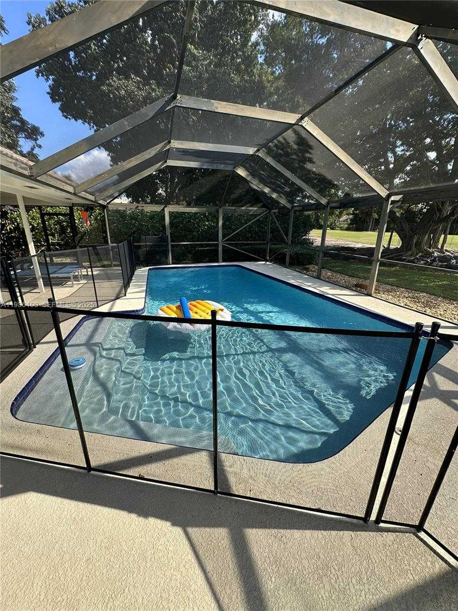 Small Image of 2 ALNWICK RD, Palm Beach Gardens Number 43