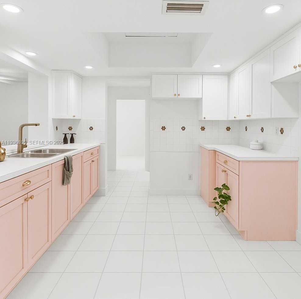 Small Image of 5706 NORTH WEST 81ST AVE, Tamarac Number 14