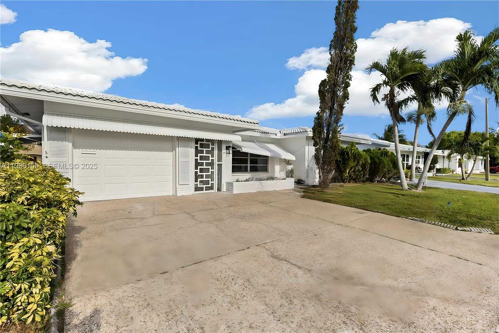 Small Image of 5706 NORTH WEST 81ST AVE, Tamarac Number 2