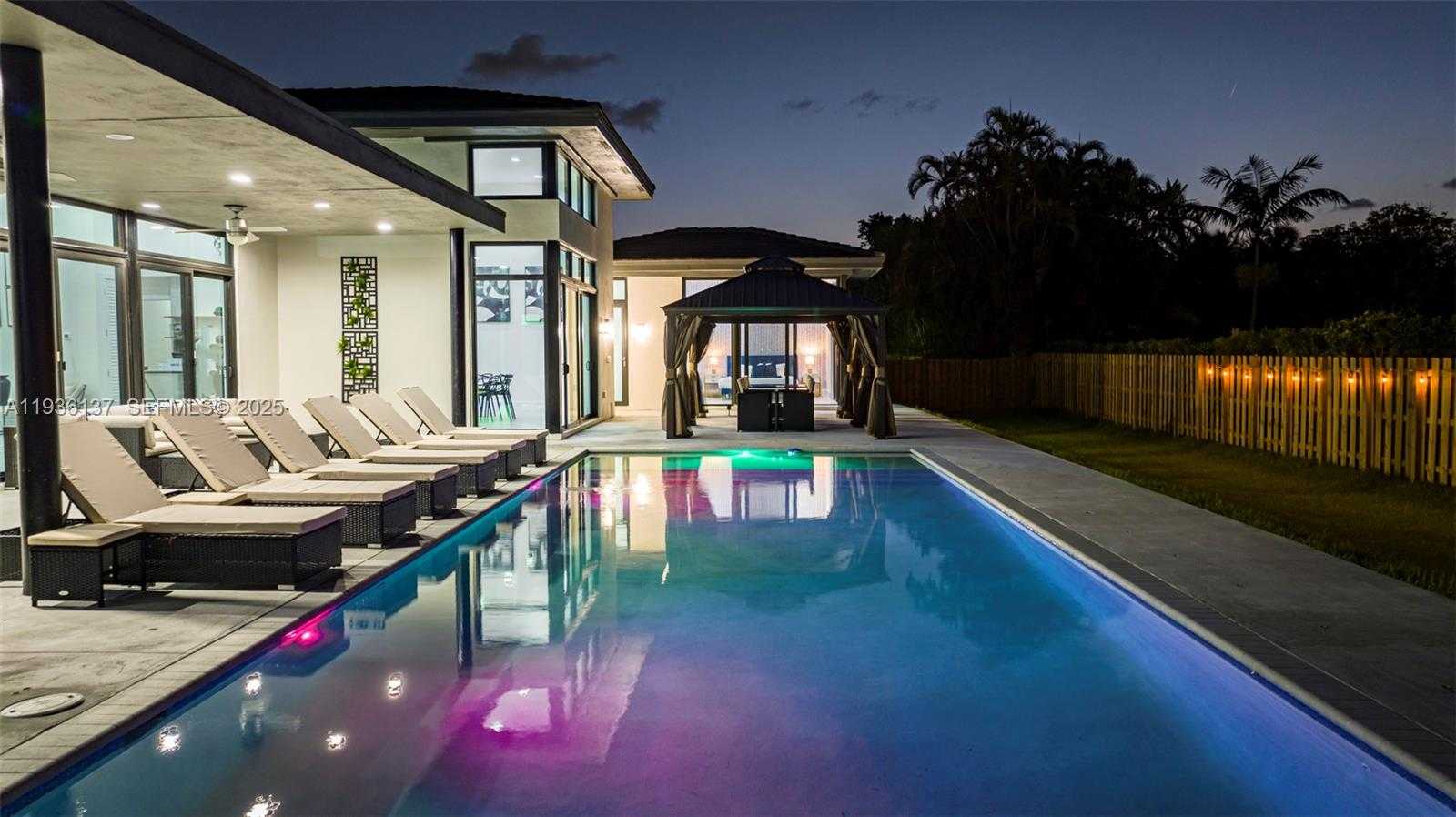 Small Image of 11911 NORTH WEST 2 ST, Plantation Number 42