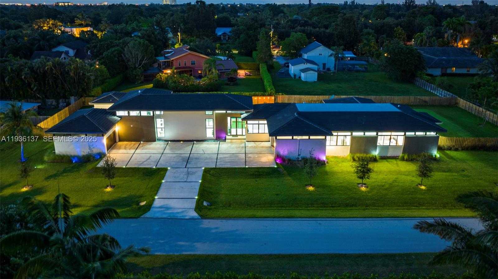 Small Image of 11911 NORTH WEST 2 ST, Plantation Number 5