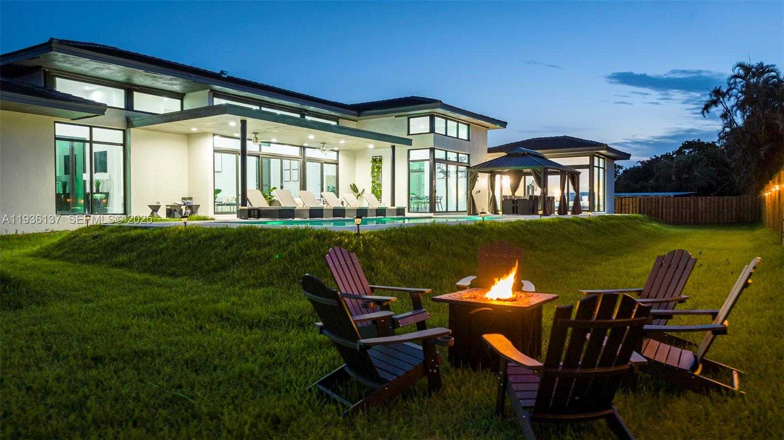 Small Image of 11911 NORTH WEST 2 ST, Plantation Number 63