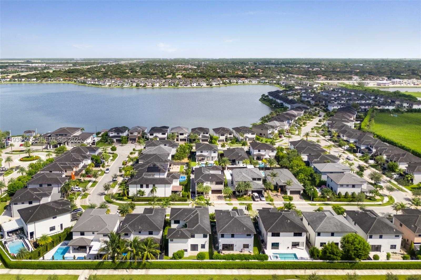 Small Image of 8811 NORTH WEST 154TH TER, Miami Lakes Number 39