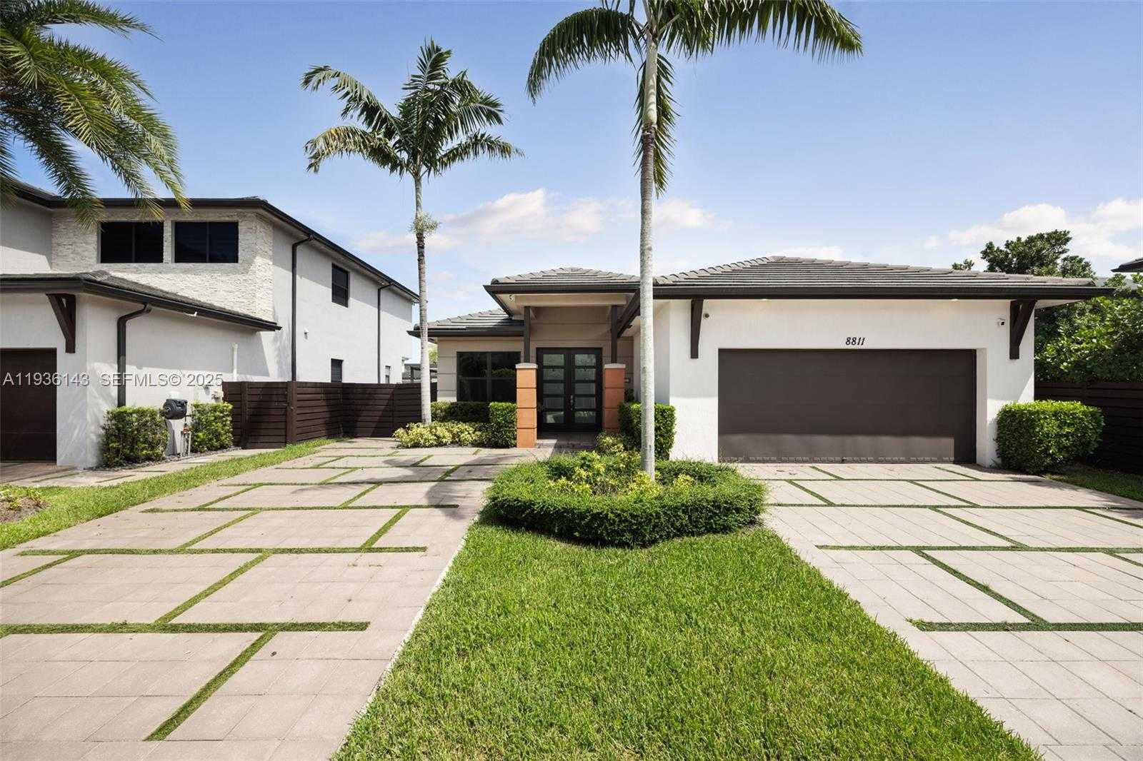 Small Image of 8811 NORTH WEST 154TH TER, Miami Lakes Number 4