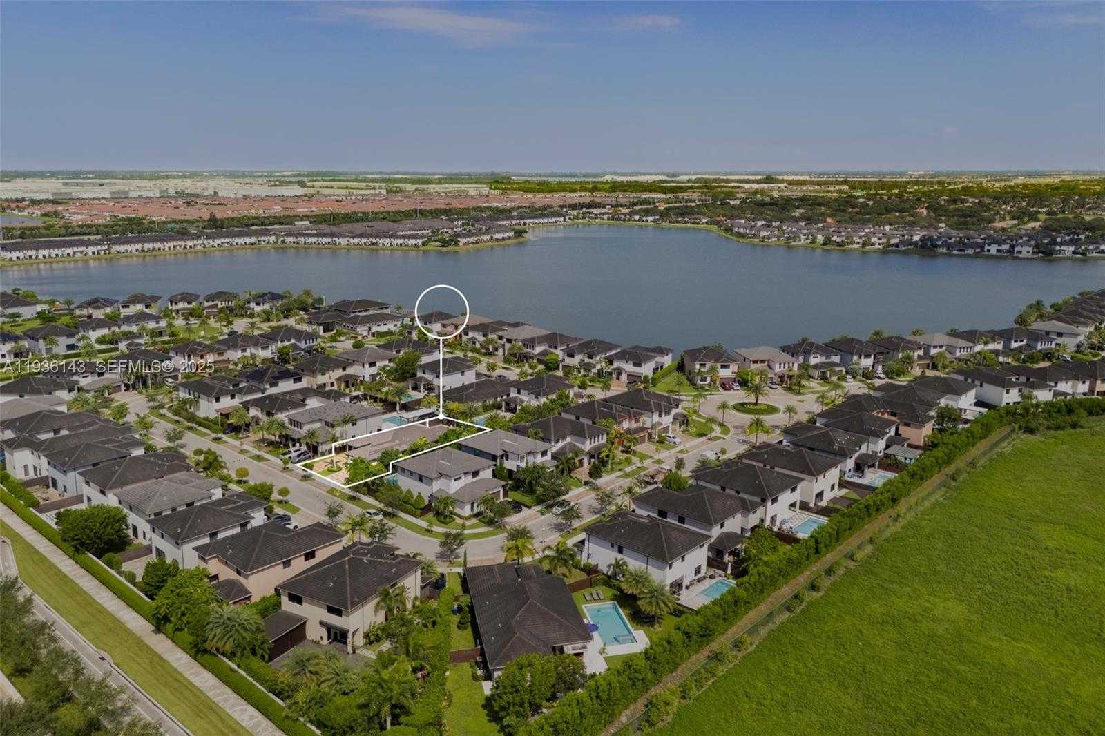 Small Image of 8811 NORTH WEST 154TH TER, Miami Lakes Number 44