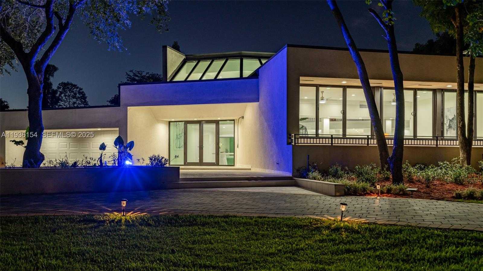 Small Image of 11861 NORTH WEST 4TH ST, Plantation Number 23