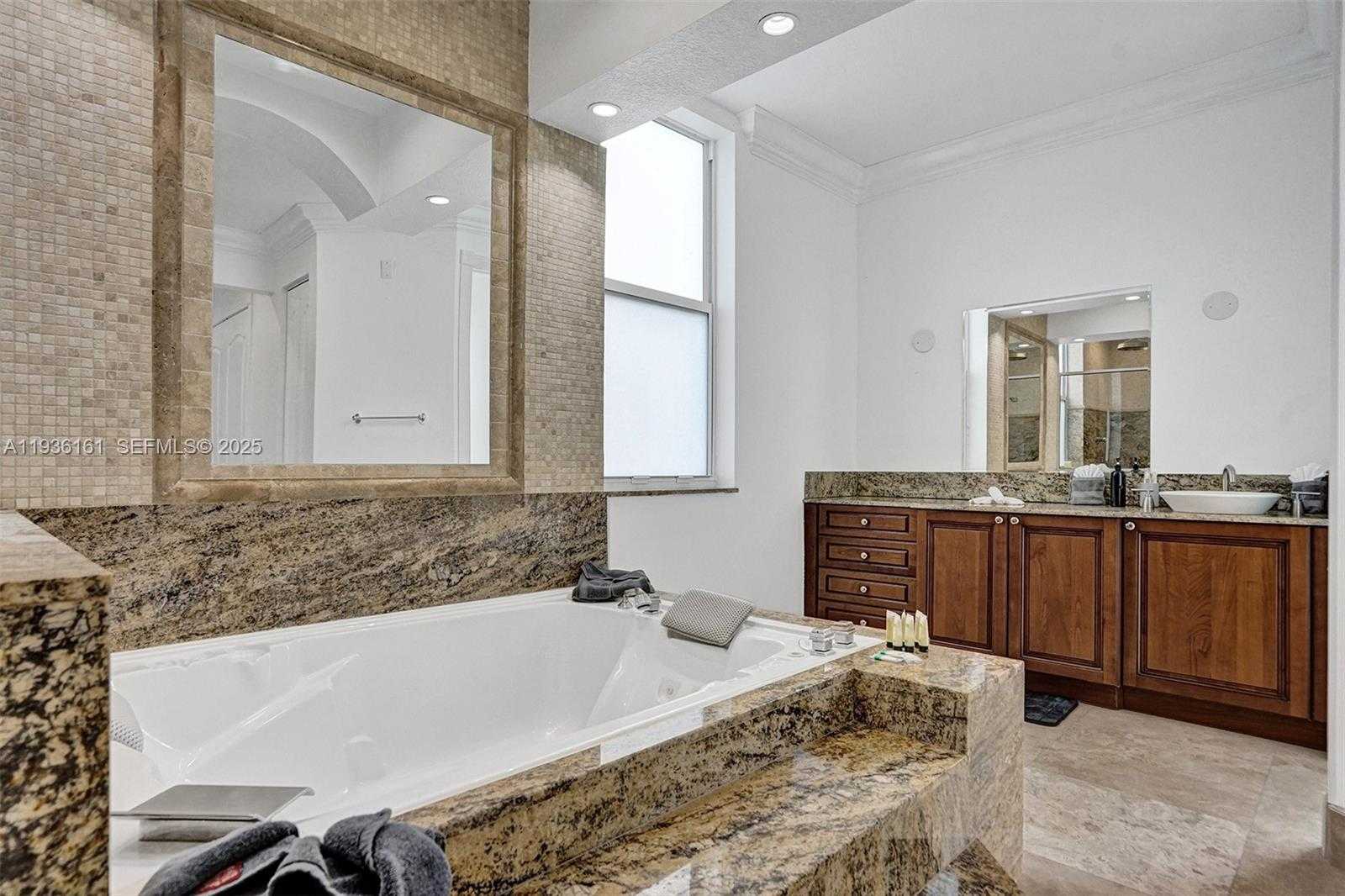 Small Image of 1430 NORTH WEST 114TH AVE, Plantation Number 86