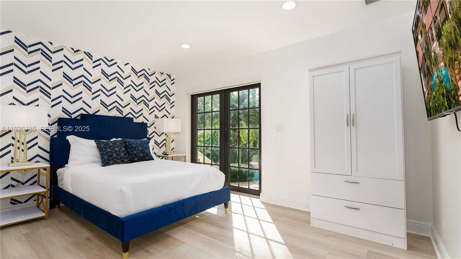 Small Image of 12000 NORTH WEST 6TH ST, Plantation Number 38