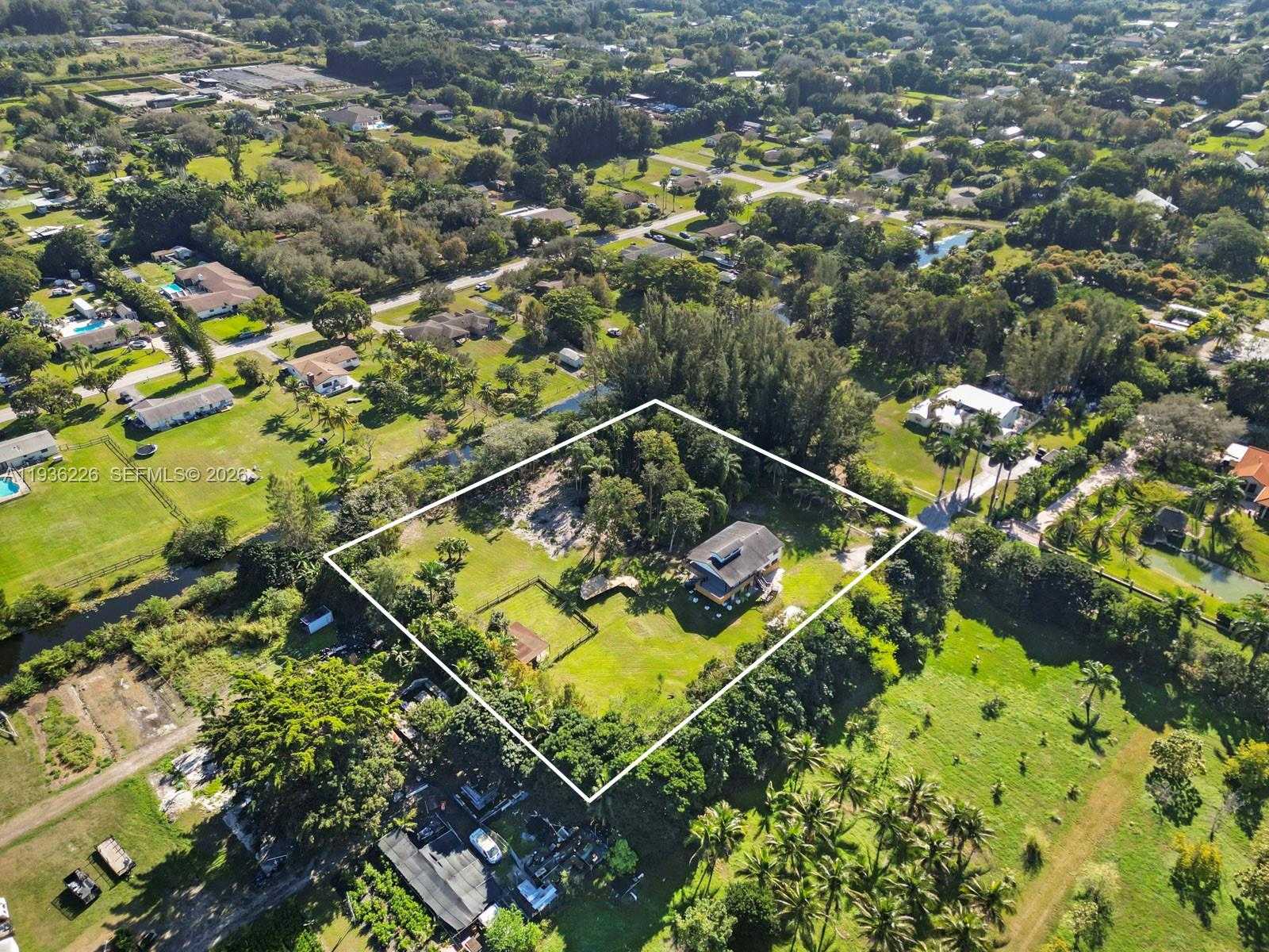 Small Image of 18901 SOUTH WEST 59TH ST, Southwest Ranches Number 52