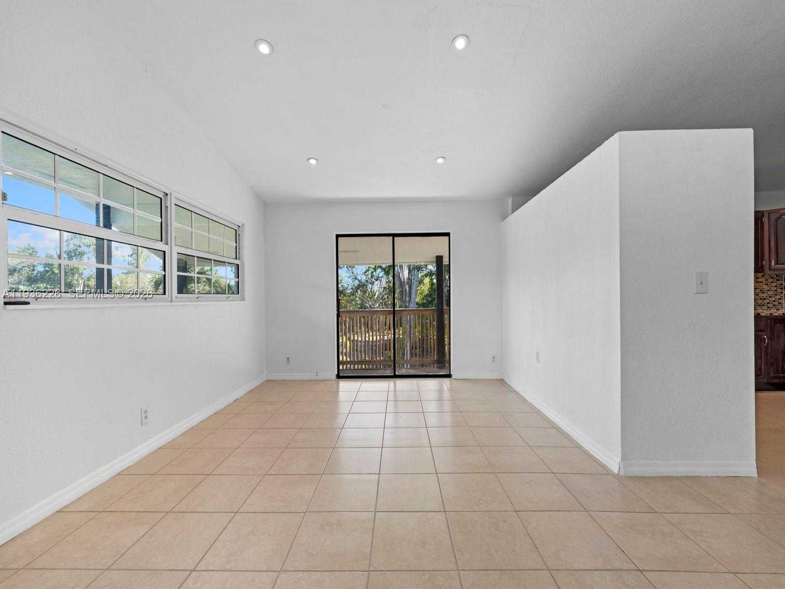 Small Image of 18901 SOUTH WEST 59TH ST, Southwest Ranches Number 9