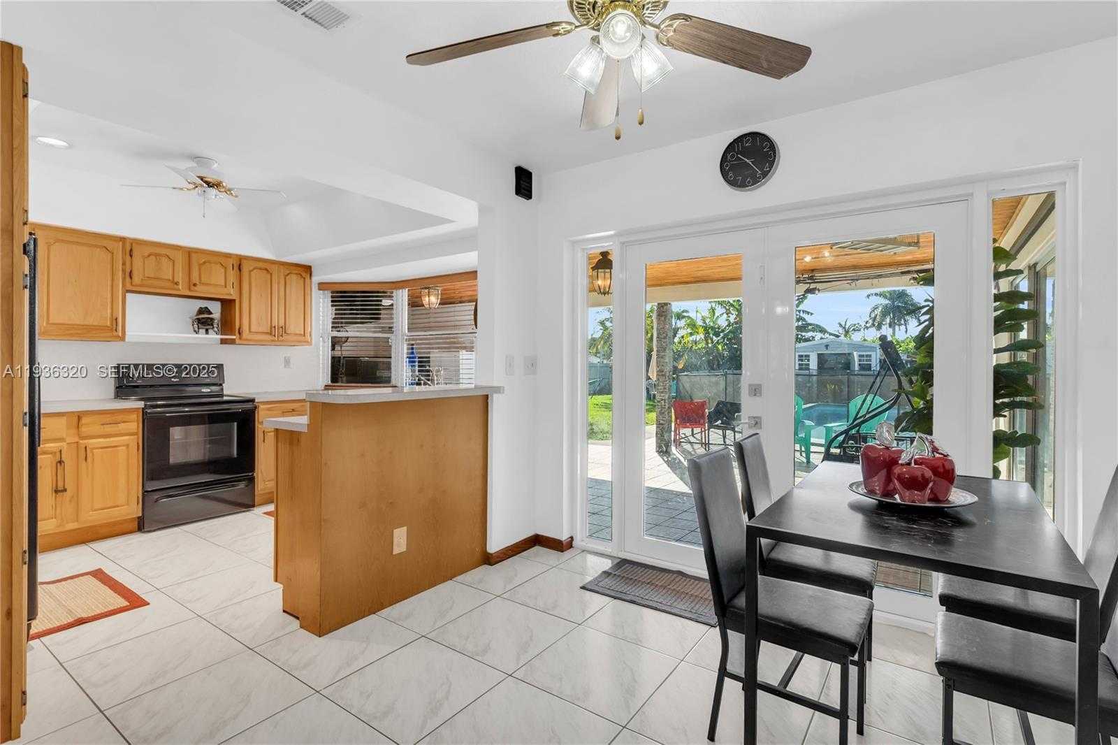 Small Image of 610 NORTH WEST 16TH ST, Homestead Number 6