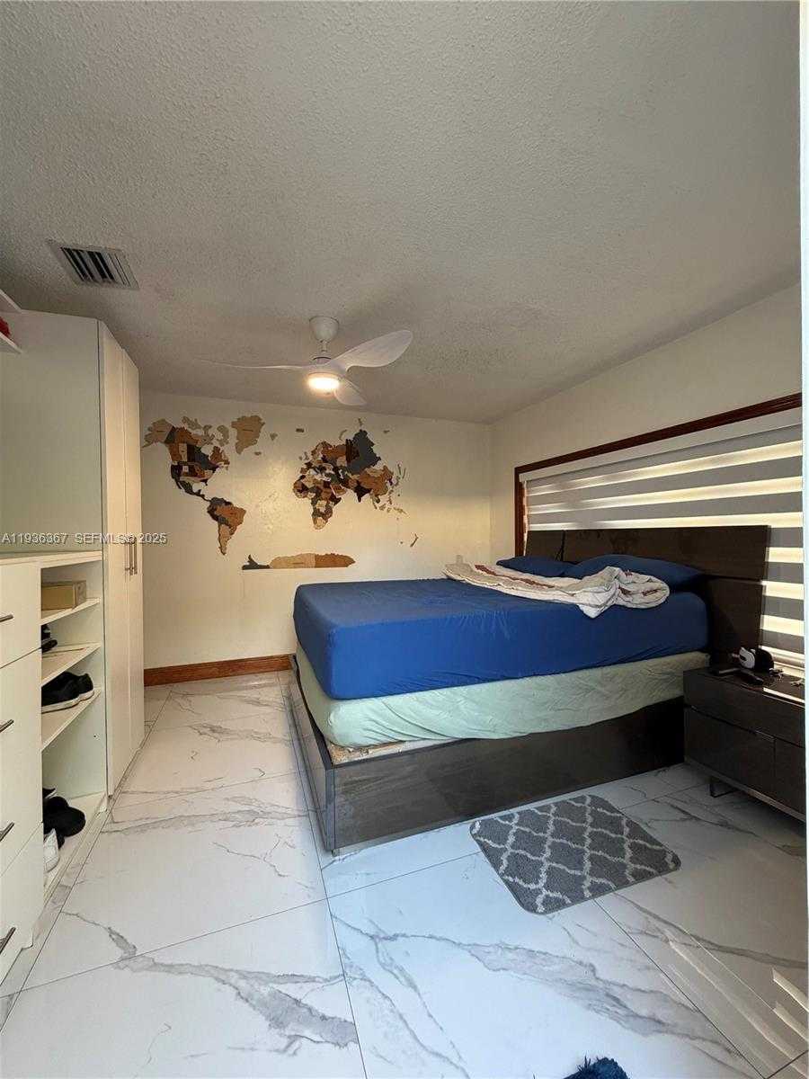 Small Image of 15022 SOUTH WEST 67TH LN, Miami Number 22