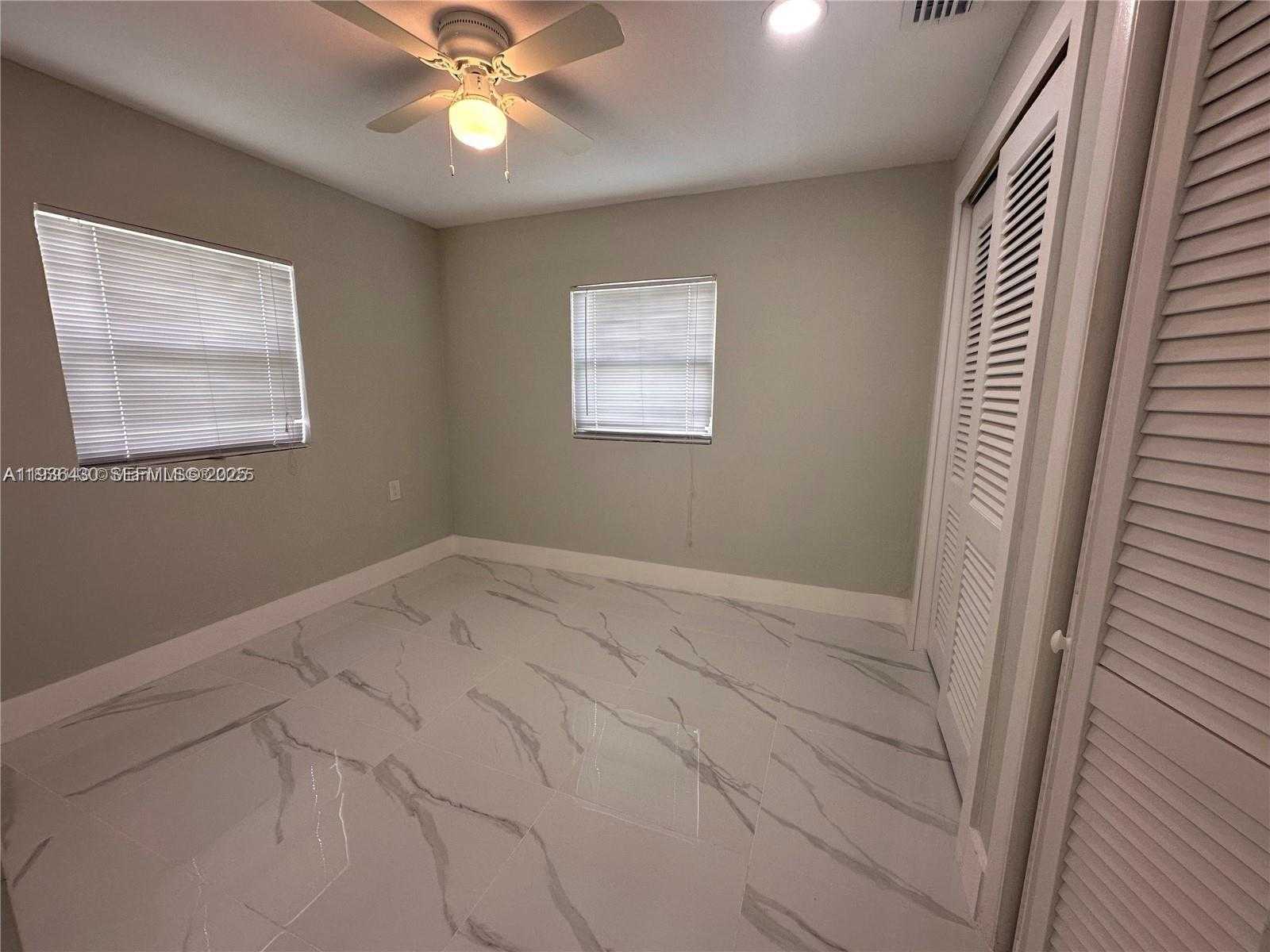 Small Image of 130 VIRGINIA CT, Englewood Number 15