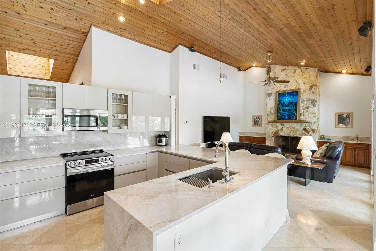 Small Image of 2685 NORTH WEST 27TH TER, Boca Raton Number 7