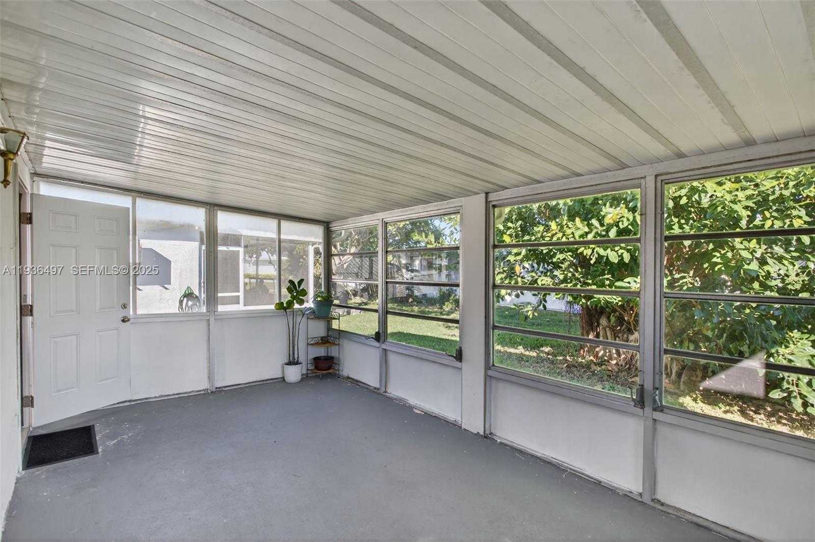 Small Image of 6711 NORTH WEST 72ND ST, Tamarac Number 21