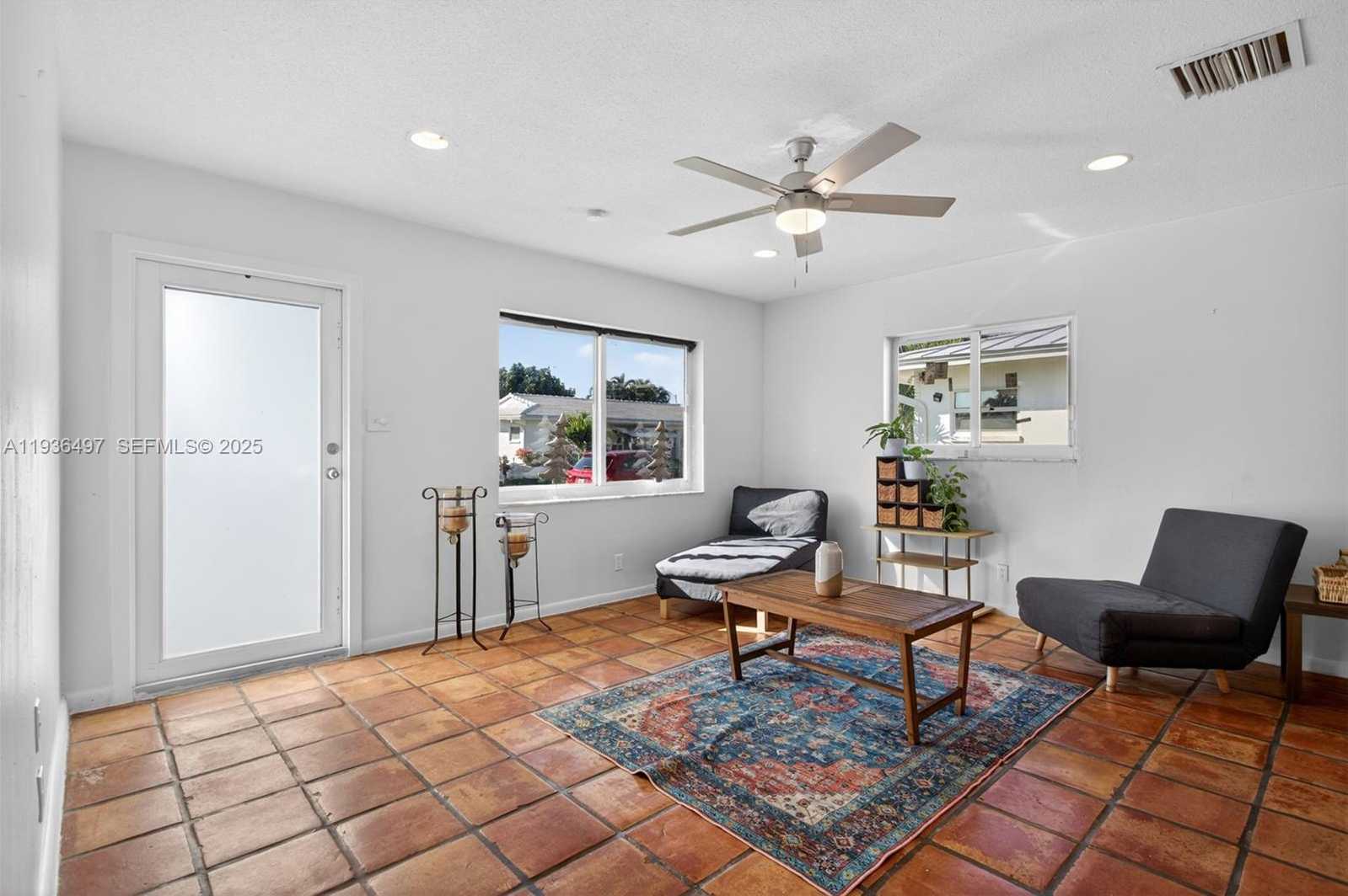 Small Image of 6711 NORTH WEST 72ND ST, Tamarac Number 7