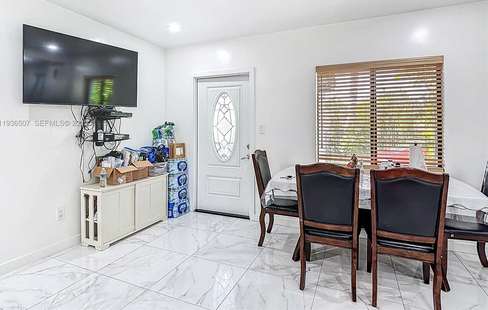 Small Image of 10045 SOUTH WEST 172ND ST, Miami Number 14