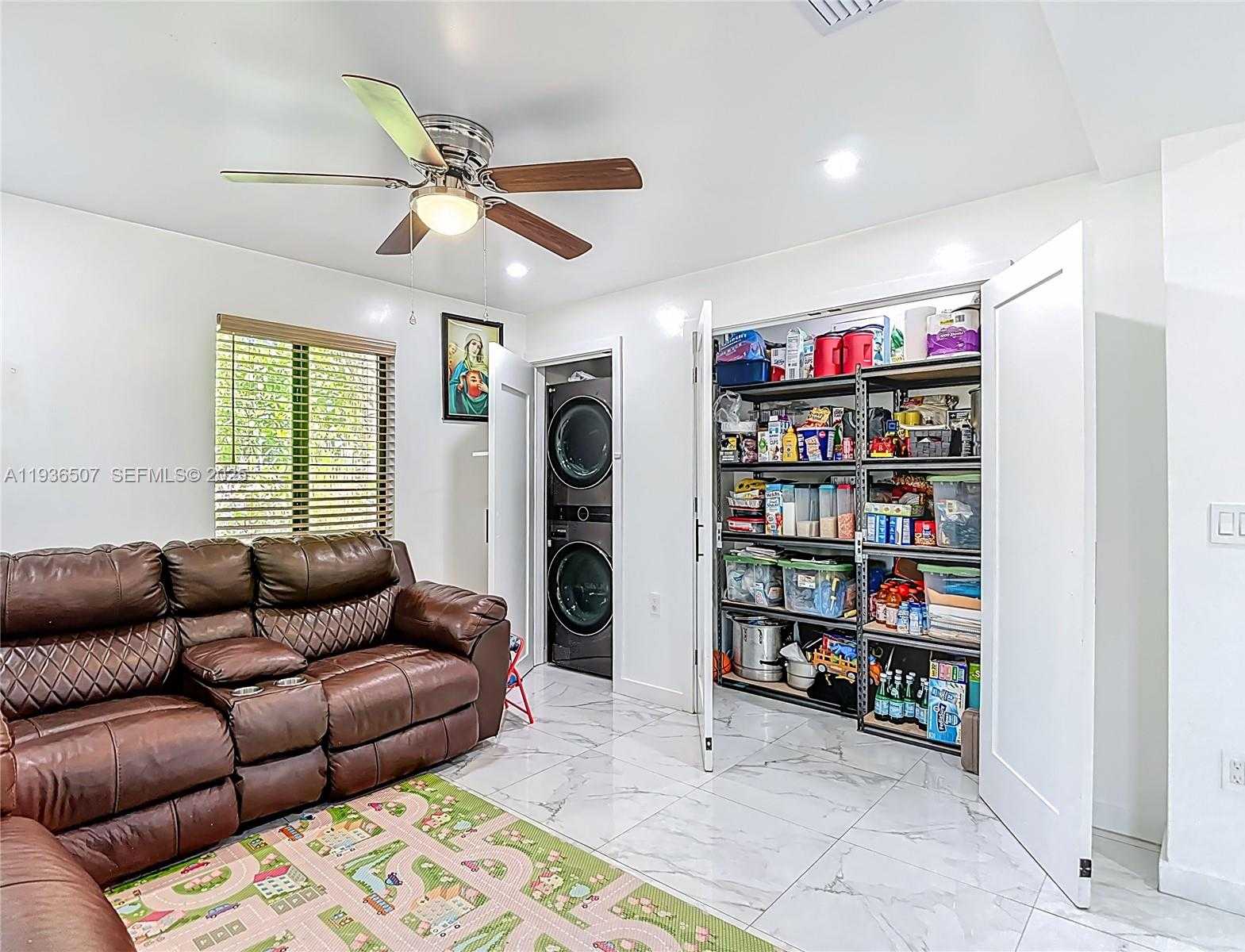 Small Image of 10045 SOUTH WEST 172ND ST, Miami Number 17