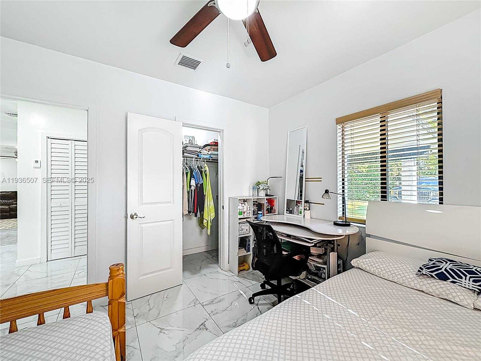 Small Image of 10045 SOUTH WEST 172ND ST, Miami Number 28